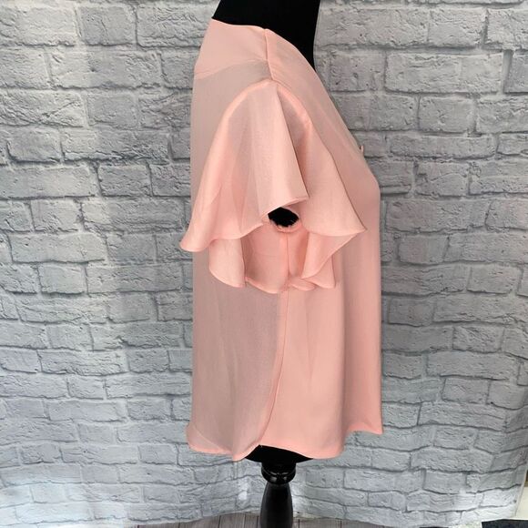 Women tie front button up top w/ruffle shortsleeves & v-cut neckline size Medium - Picture 5 of 9